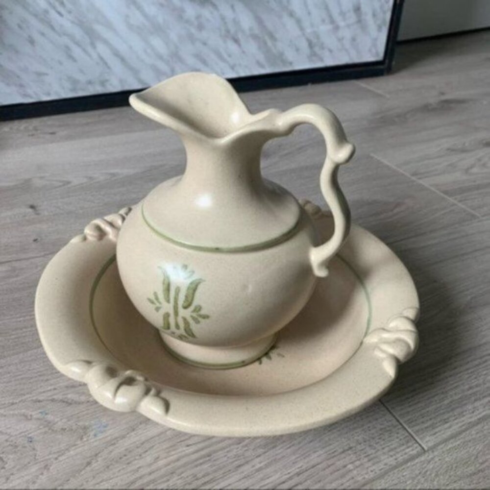 Vintage Royal Haeger water pitcher with basin set